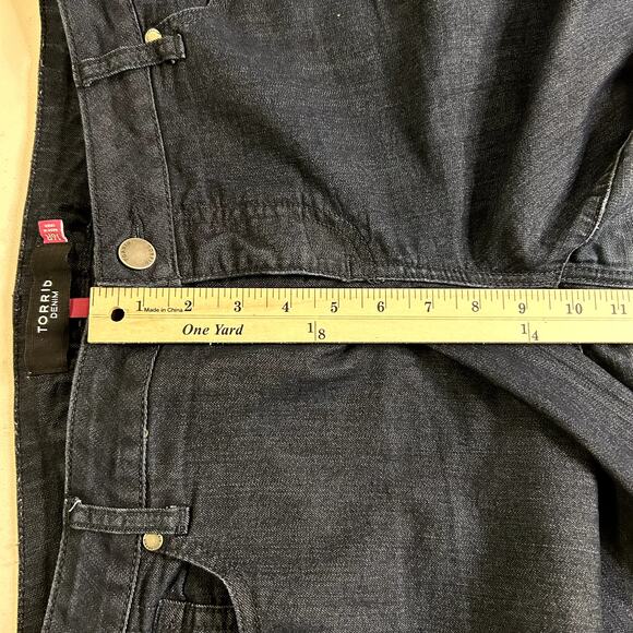 Torrid Denim Straight Leg Dark Blue Womens‎ Size 16R - Picture 9 of 10